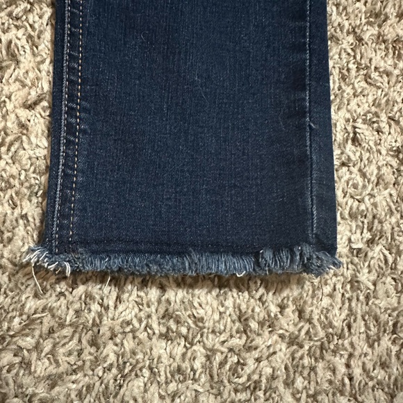 DIP Women’s Size 12 Dark Wash Jeans Distressed Frayed Hem - Picture 5 of 8